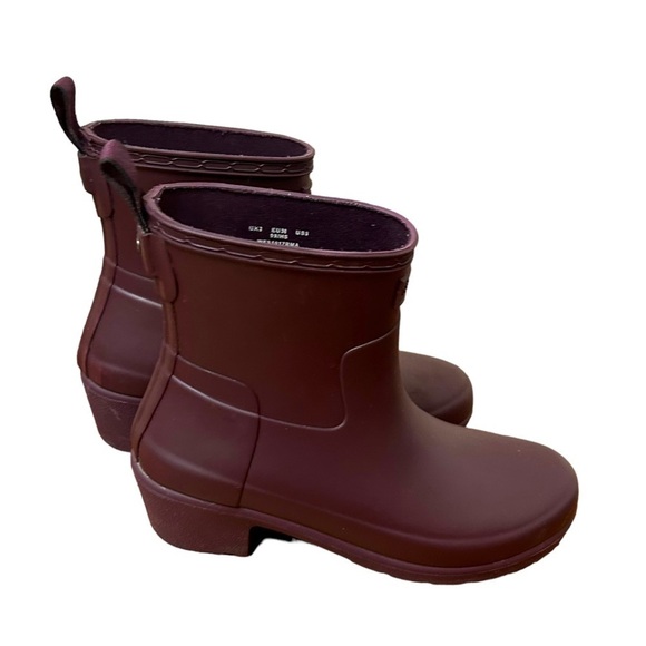 Hunter Women's Refined Low Heel Ankle Boot - Picture 5 of 11